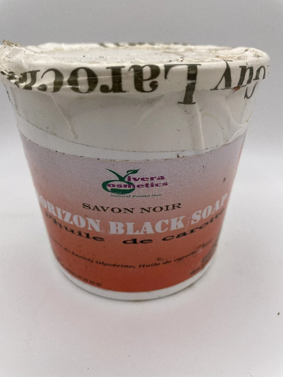 Savon noir éclaircissant à l'huile de carottes Vivera Cosmetics